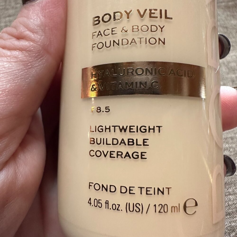 Revolution Glow-Body Veil Foundation - Color F8.5 - 4.05fl oz 120ml *** NEW ***